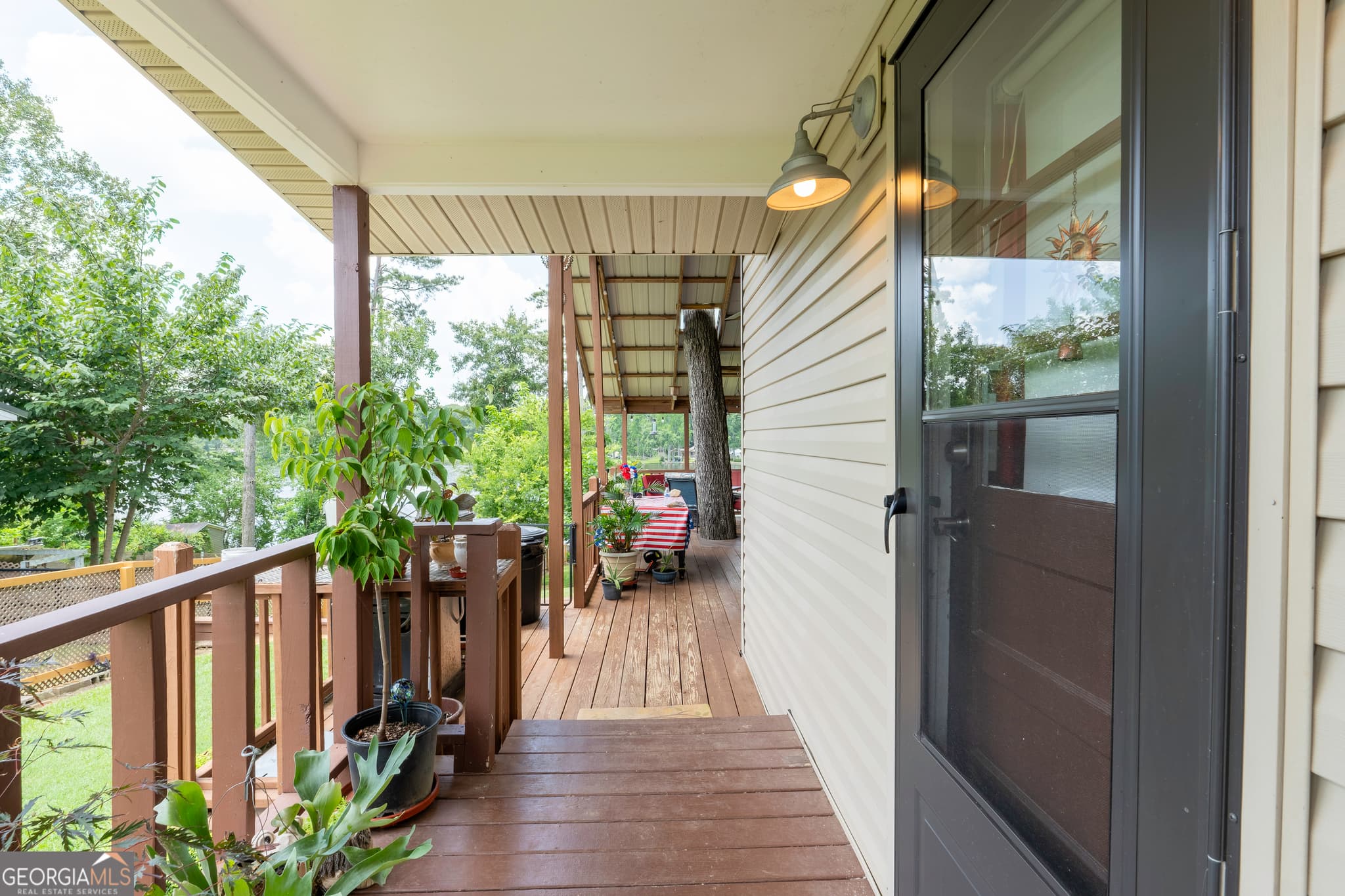 2 bedroom, 1 bathroom, 930 sq ft single family residence for sale at 884 S Lake Drive, East Dublin, GA 31027 — photo 7