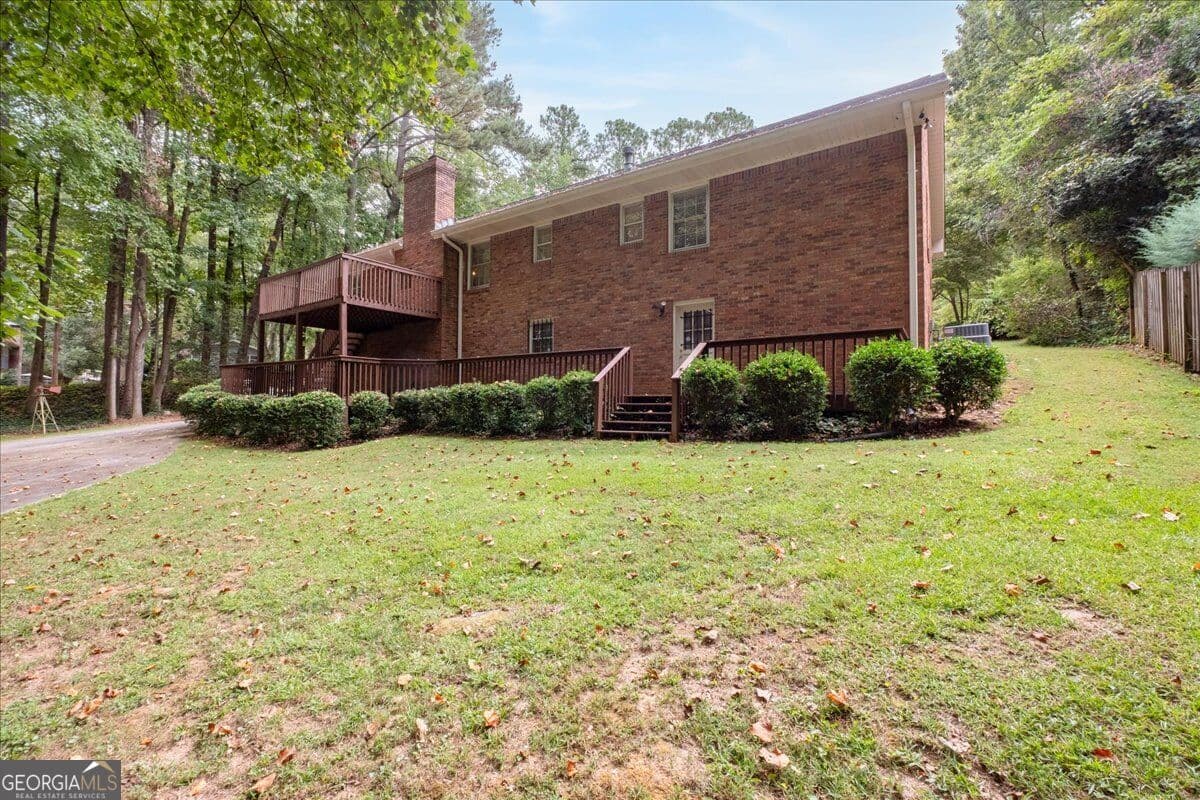 4 bedroom, 3 bathroom, 3,929 sq ft single family residence for sale at 2164 Carson Valley Drive, Tucker, GA 30084 — photo 7