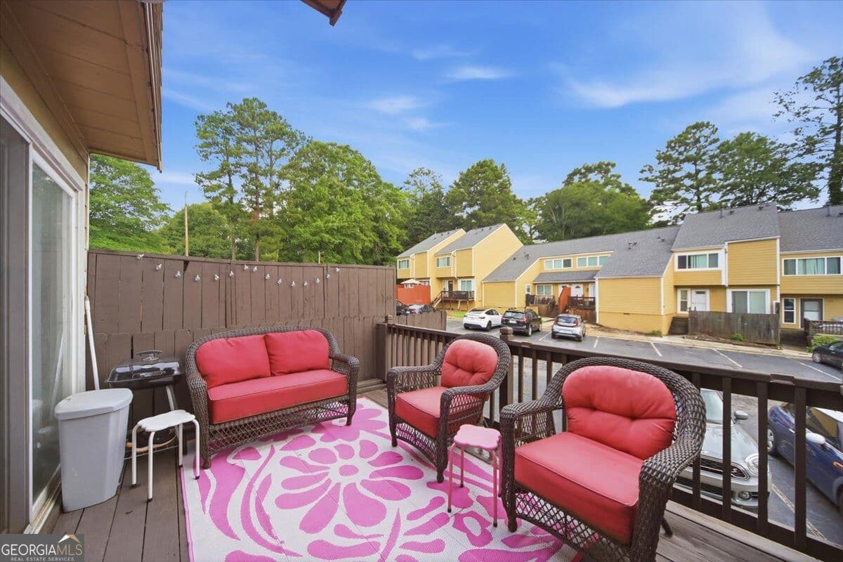 2 bedroom, 2.5 bathroom, 1,470 sq ft townhouse for rent at 220 Yuba Walk, Lawrenceville, GA 30046 for $1,900 a month — photo 6