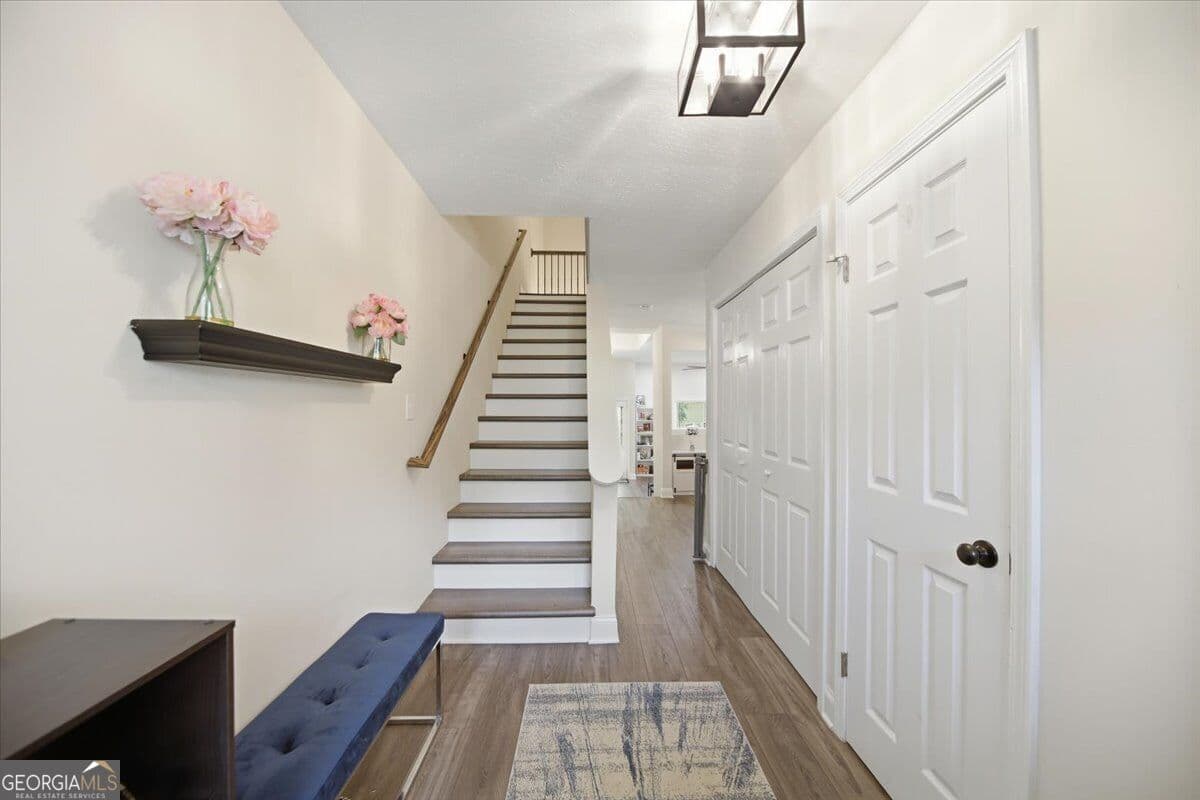 2 bedroom, 2.5 bathroom, 1,470 sq ft townhouse for rent at 220 Yuba Walk, Lawrenceville, GA 30046 for $1,900 a month — photo 8