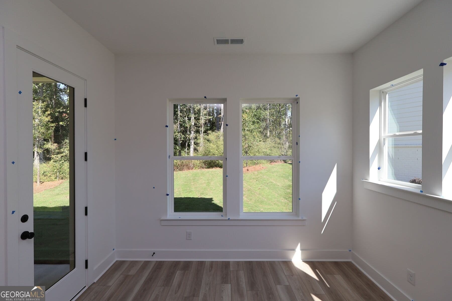 4 bedroom, 4.5 bathroom, 3,012 sq ft single family residence for sale at 4795 Briscoe Drive, Cumming, GA 30028 — photo 9
