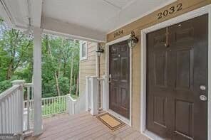 3 bedroom, 3 bathroom, 1,314 sq ft condominium for rent at 2034 River Heights Walk, Marietta, GA 30067 for $2,400 a month — photo 1 of 27