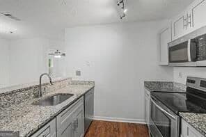 3 bedroom, 3 bathroom, 1,314 sq ft condominium for rent at 2034 River Heights Walk, Marietta, GA 30067 for $2,400 a month — photo 9