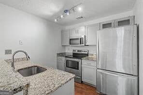 3 bedroom, 3 bathroom, 1,314 sq ft condominium for rent at 2034 River Heights Walk, Marietta, GA 30067 for $2,400 a month — photo 8