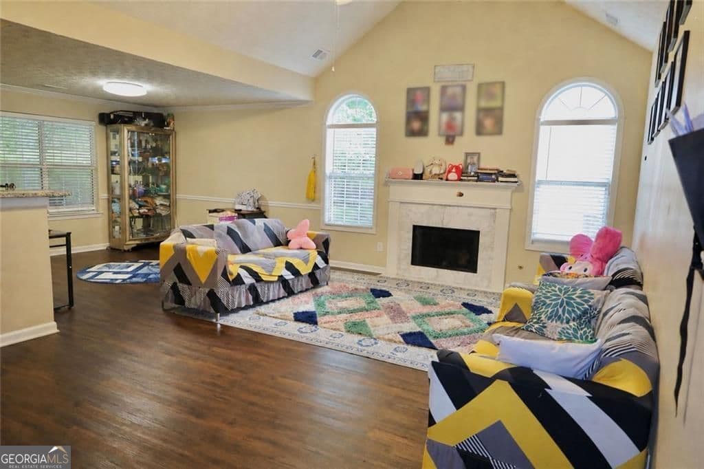 4 bedroom, 2 bathroom, 2,440 sq ft single family residence for sale at 876 Ashton Oak Circle, Stone Mountain, GA 30083 — photo 6