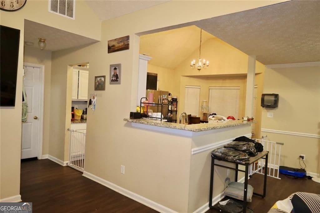 4 bedroom, 2 bathroom, 2,440 sq ft single family residence for sale at 876 Ashton Oak Circle, Stone Mountain, GA 30083 — photo 9