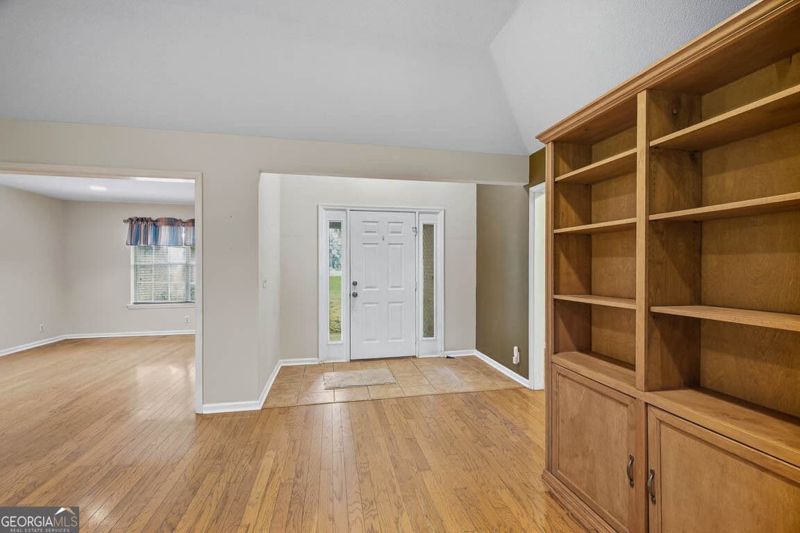 3 bedroom, 2 bathroom, 2,023 sq ft single family residence for sale at 311 Lochland Place, Brunswick, GA 31525 — photo 5