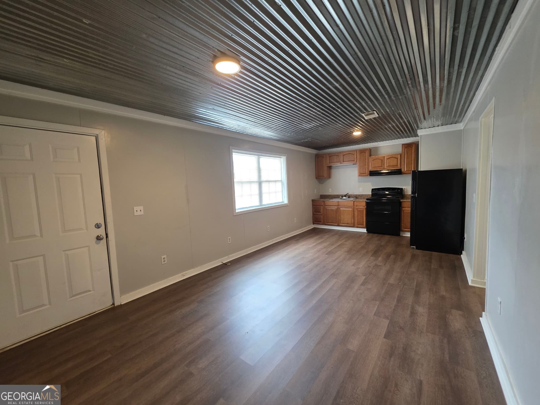 2 bedroom, 1 bathroom apartment for rent at 111 Hill Street 6, Mcintyre, GA 31054 for $800 a month — photo 3