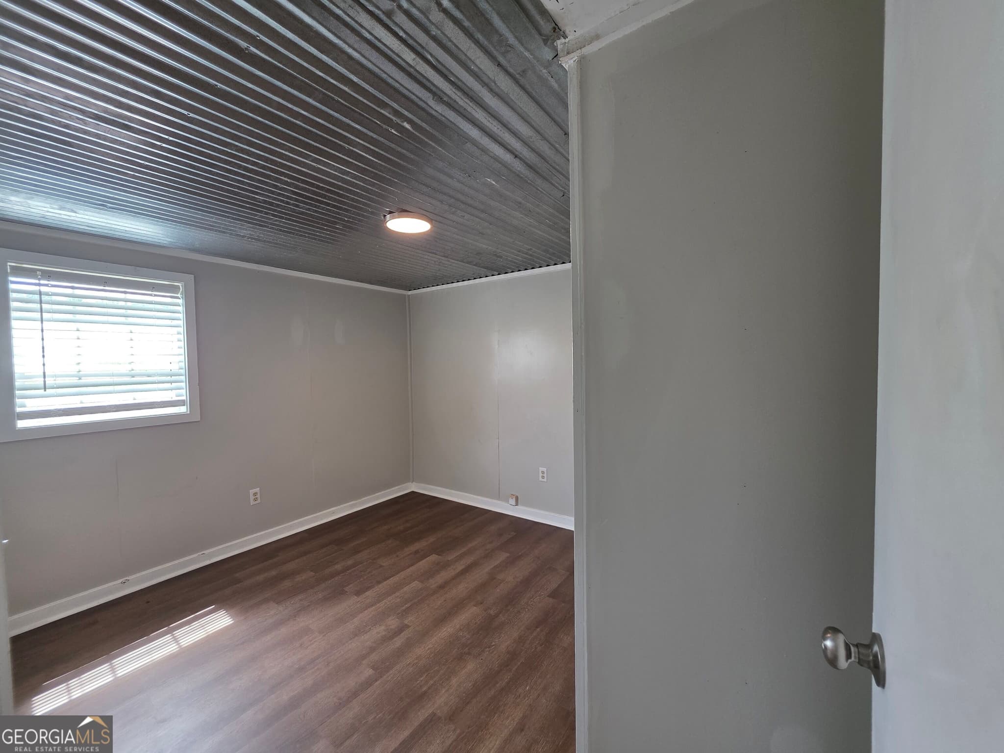 2 bedroom, 1 bathroom apartment for rent at 111 Hill Street 6, Mcintyre, GA 31054 for $800 a month — photo 5