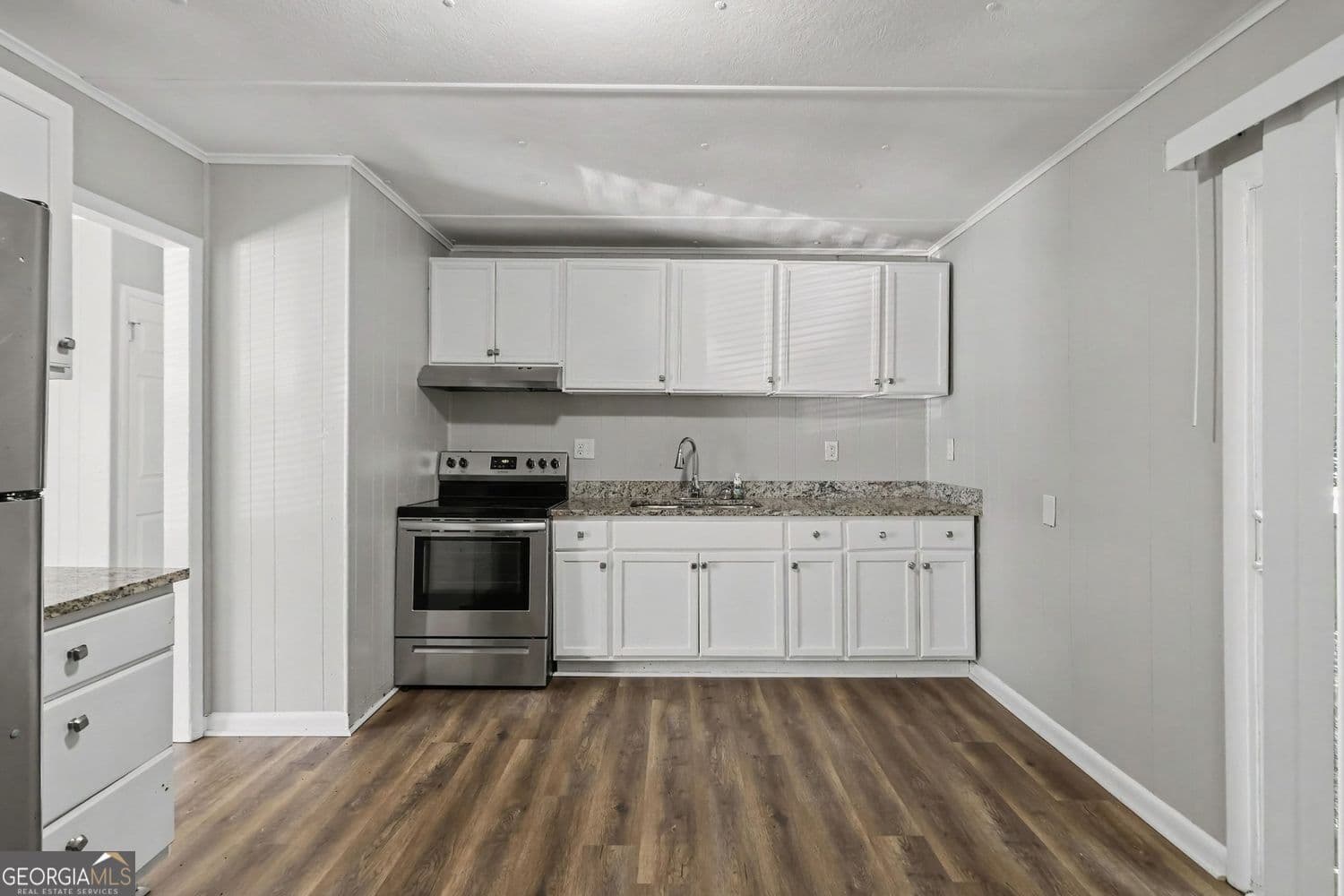 3 bedroom, 1.5 bathroom, 1,375 sq ft single family residence for sale at 32 Westgate Park Lane, Newnan, GA 30263 — photo 4