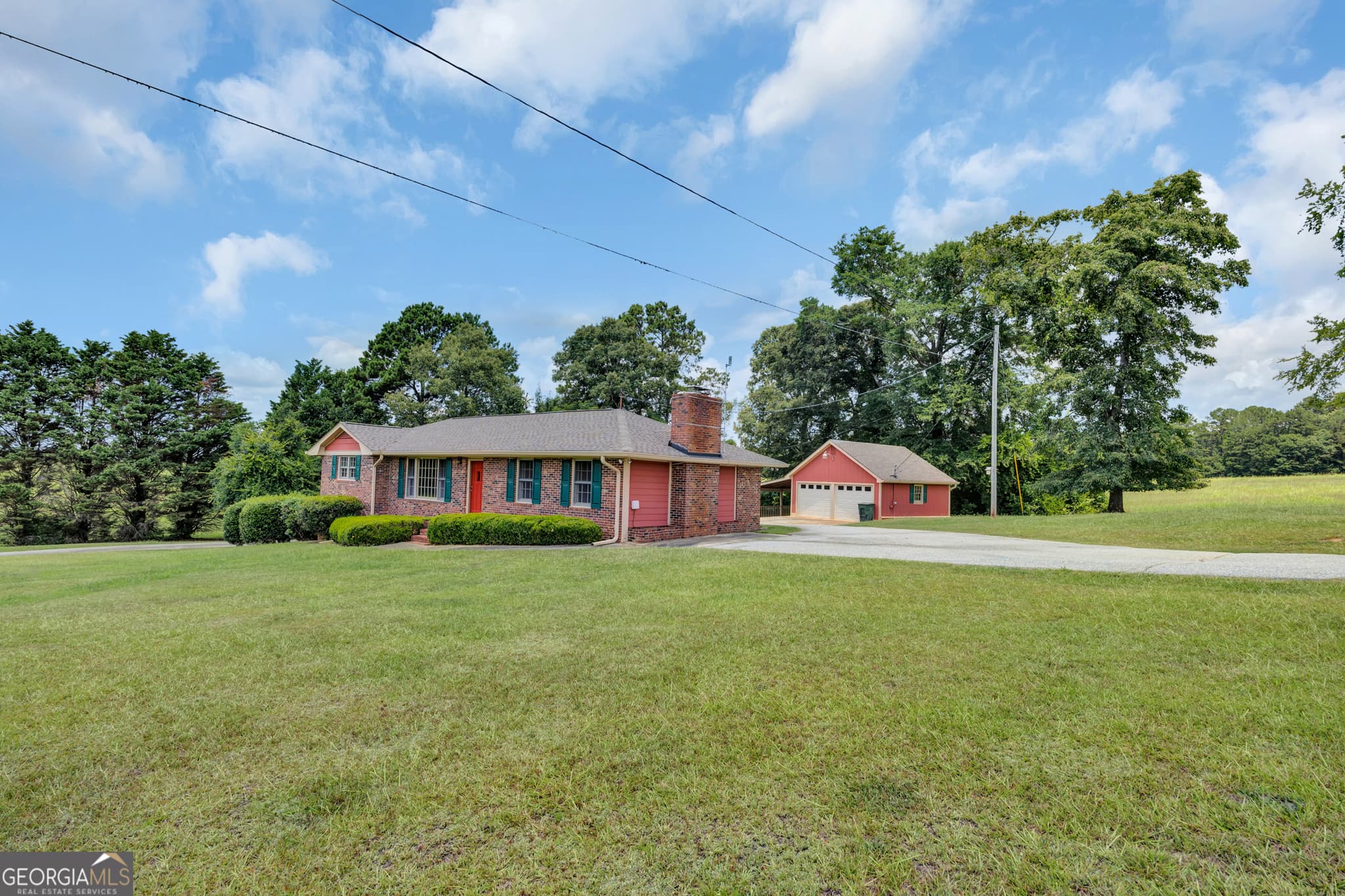 2 bedroom, 1 bathroom, 1,475 sq ft single family residence sold at 135 Bostwick Road, Oxford, GA 30054