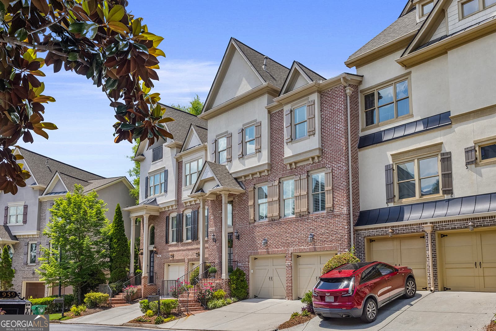4 bedroom, 3 bathroom, 3,079 sq ft townhouse sold at 1958 Saxon Valley Circle, Brookhaven, GA 30319