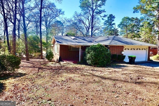 5 bedroom, 2.5 bathroom, 3,019 sq ft single family residence for sale at 100 Brett Avenue, Warner Robins, GA 31088 — photo 9