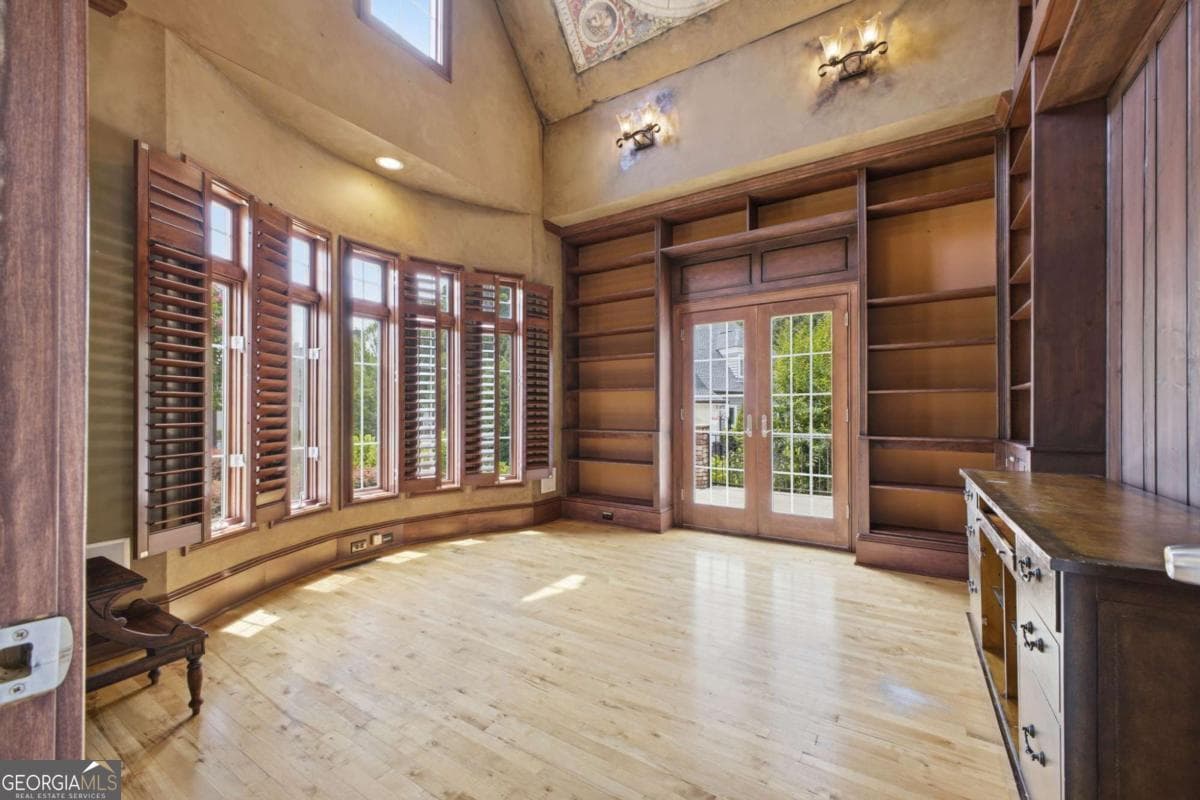 5 bedroom, 5 bathroom, 6,552 sq ft single family residence for sale at 5 Saint Andrews Way, Rome, GA 30165 — photo 7