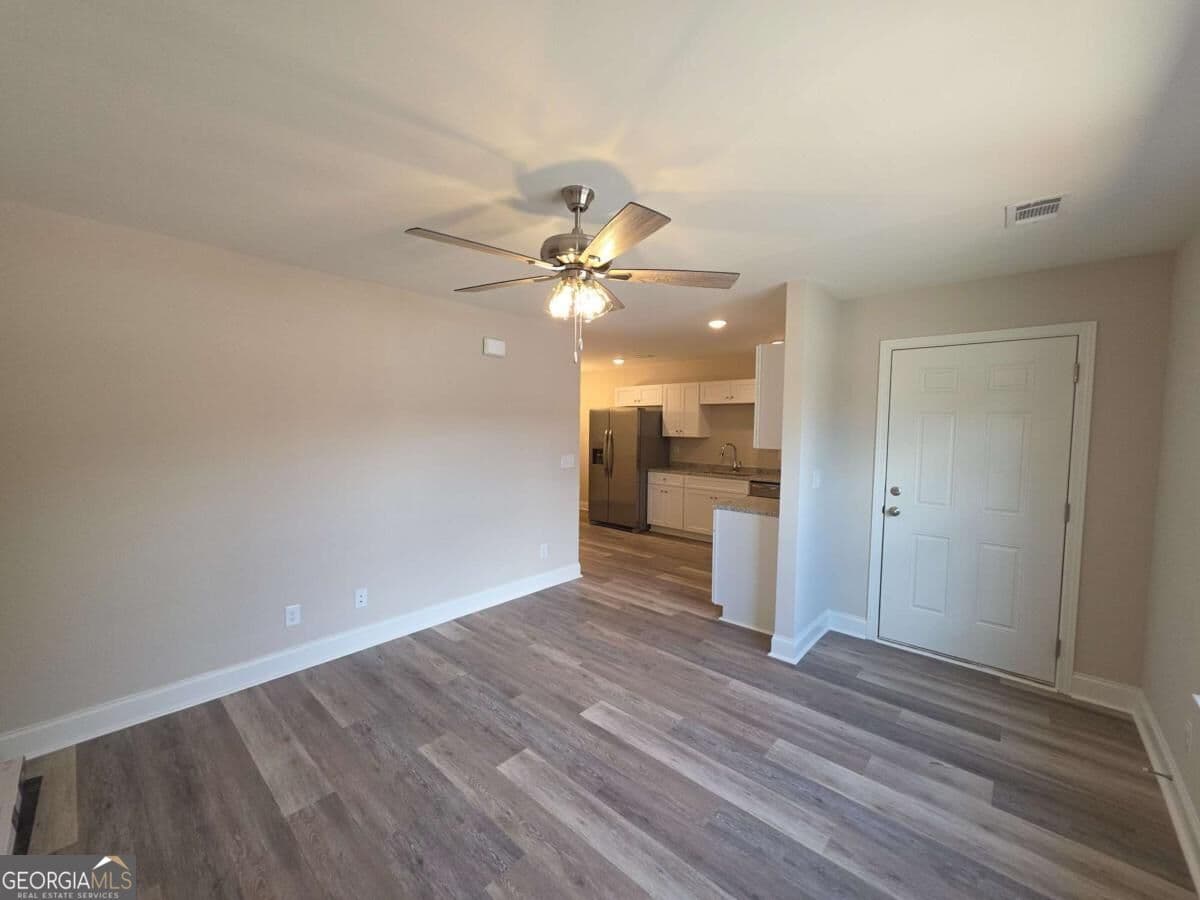 2 bedroom, 2 bathroom, 865 sq ft quadruplex for rent at 212B Tabor Drive 3B, Warner Robins, GA 31093 for $1,350 a month — photo 4
