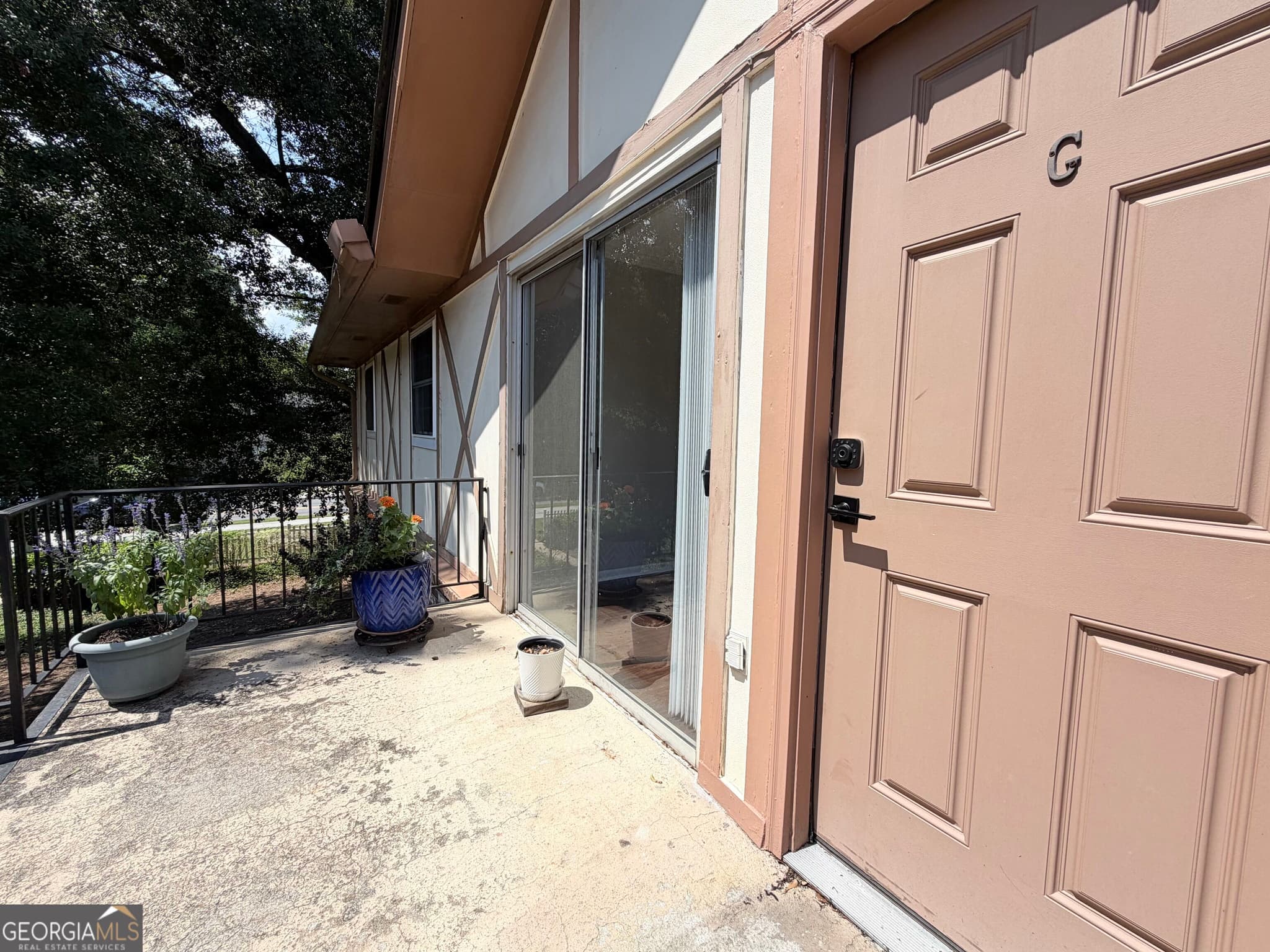 2 bedroom, 1.5 bathroom, 936 sq ft condominium for rent at 1181 Church Street G, Decatur, GA 30030 for $1,550 a month — photo 2