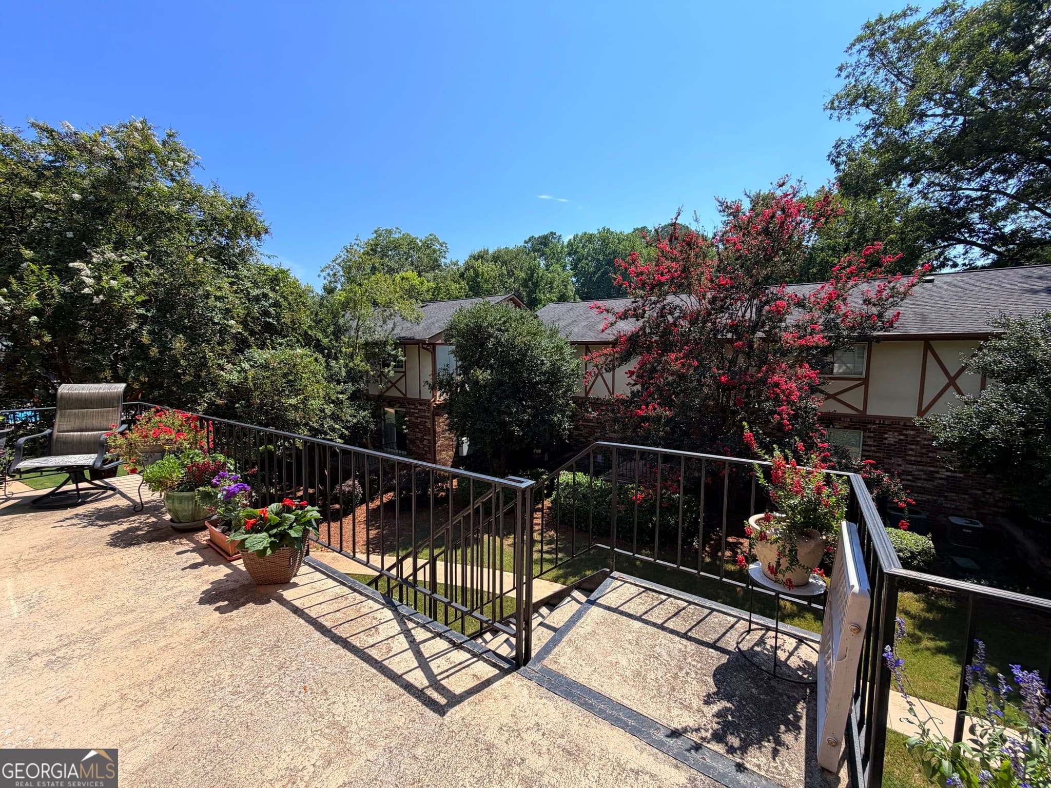 2 bedroom, 1.5 bathroom, 936 sq ft condominium for rent at 1181 Church Street G, Decatur, GA 30030 for $1,550 a month — photo 3