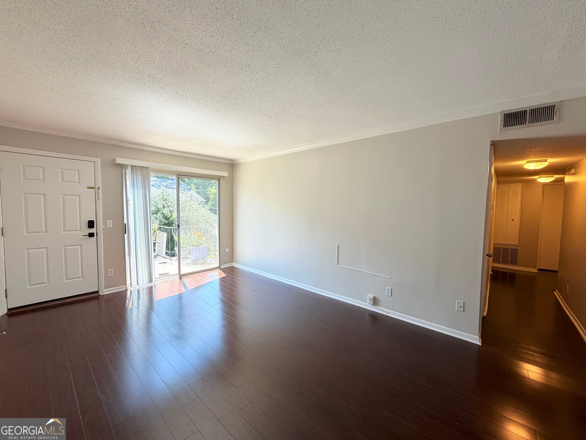 2 bedroom, 1.5 bathroom, 936 sq ft condominium for rent at 1181 Church Street G, Decatur, GA 30030 for $1,550 a month — photo 4