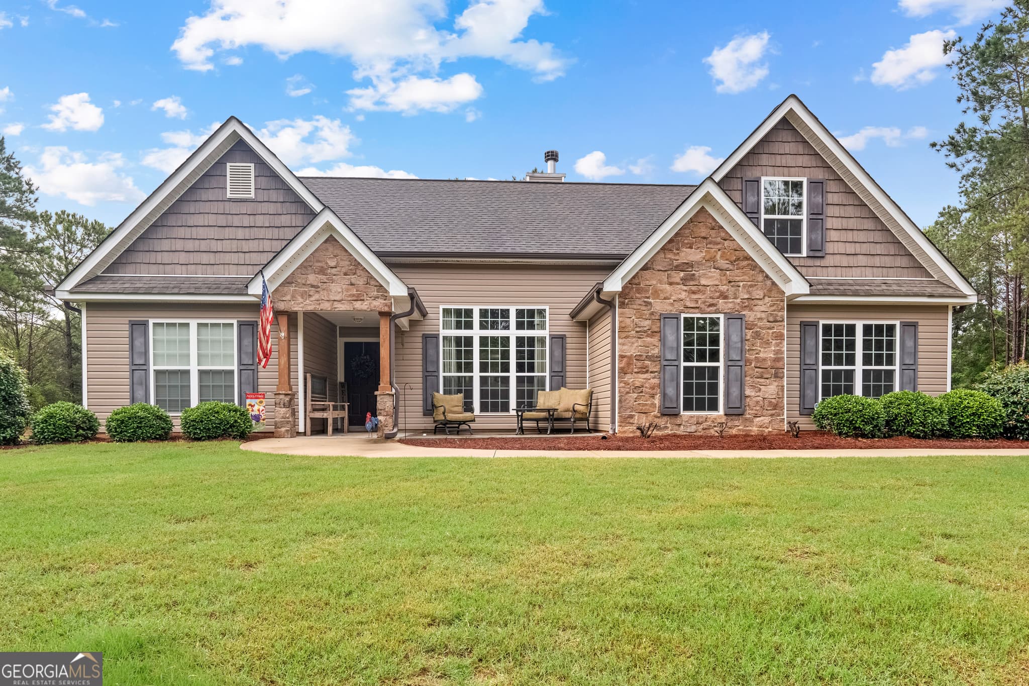 4 bedroom, 3 bathroom, 1,930 sq ft single family residence sold at 234 Emmett Young Road, Grantville, GA 30220