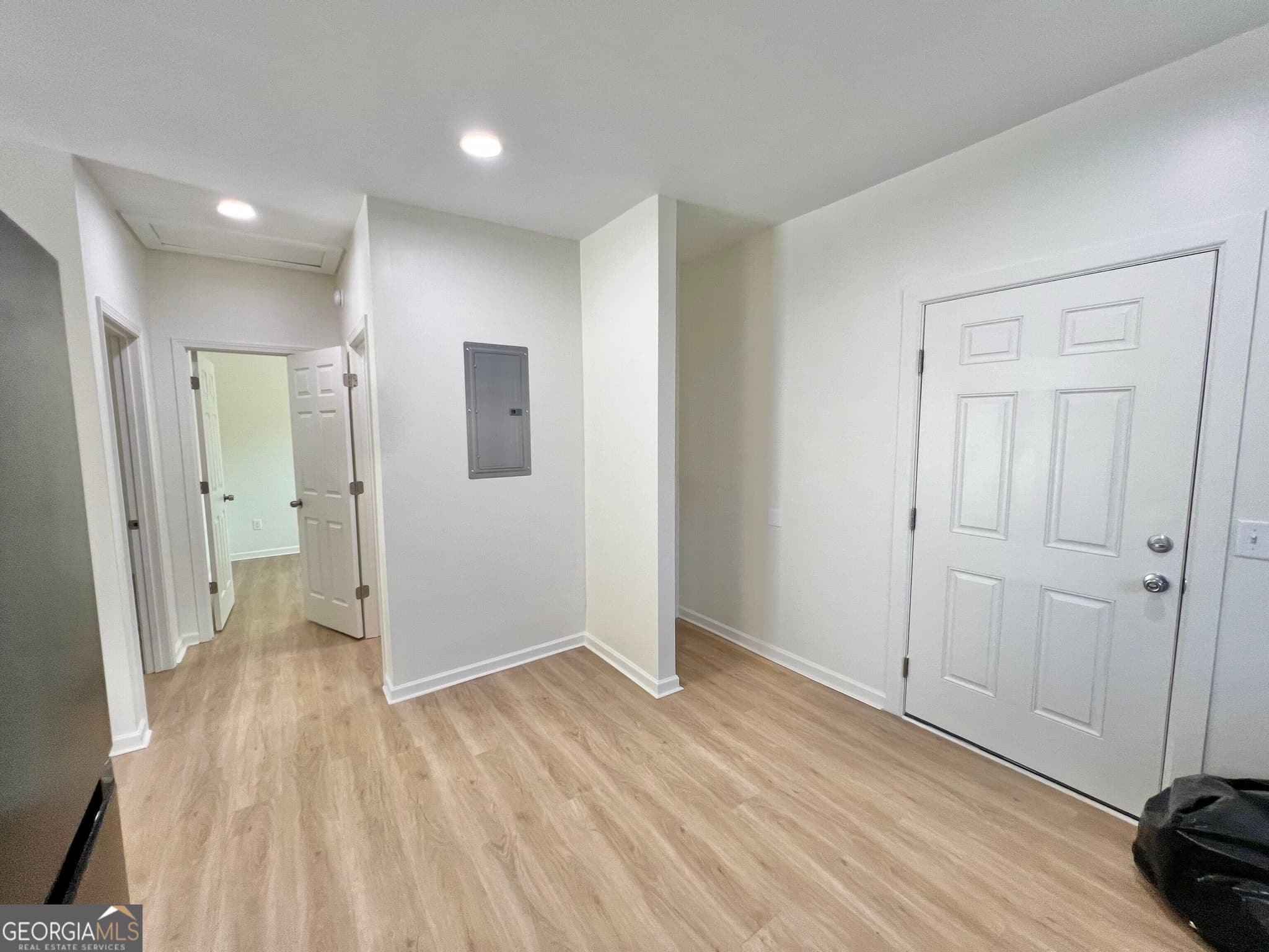 2 bedroom, 1 bathroom single family residence for sale at 403 Auburn Road, Glennville, GA 30427 — photo 7