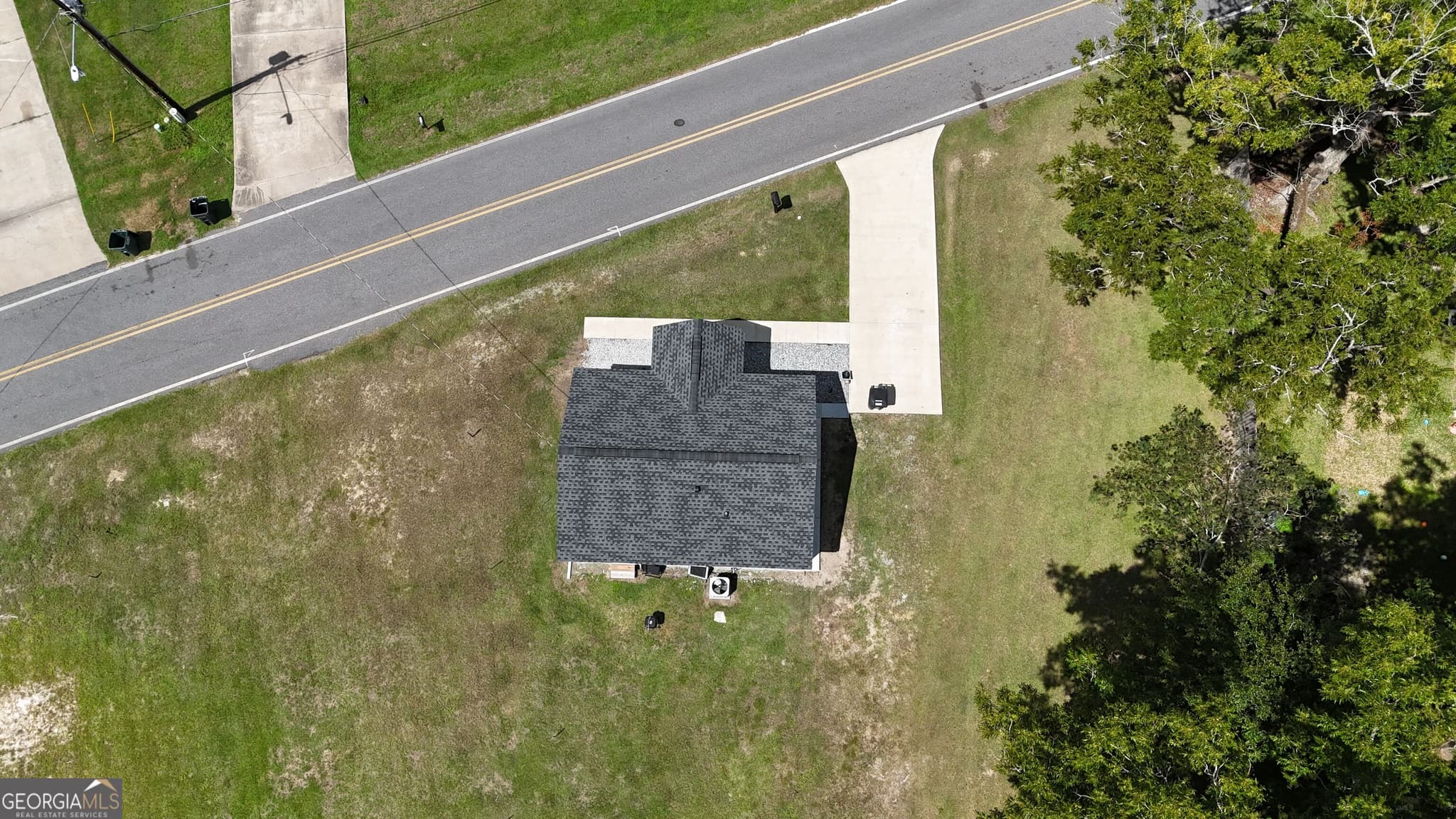 2 bedroom, 1 bathroom single family residence for sale at 403 Auburn Road, Glennville, GA 30427 — photo 5
