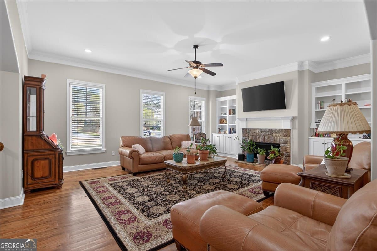 3 bedroom, 3.5 bathroom, 3,946 sq ft townhouse for sale at 278 Trecastle Square, Canton, GA 30114 — photo 7