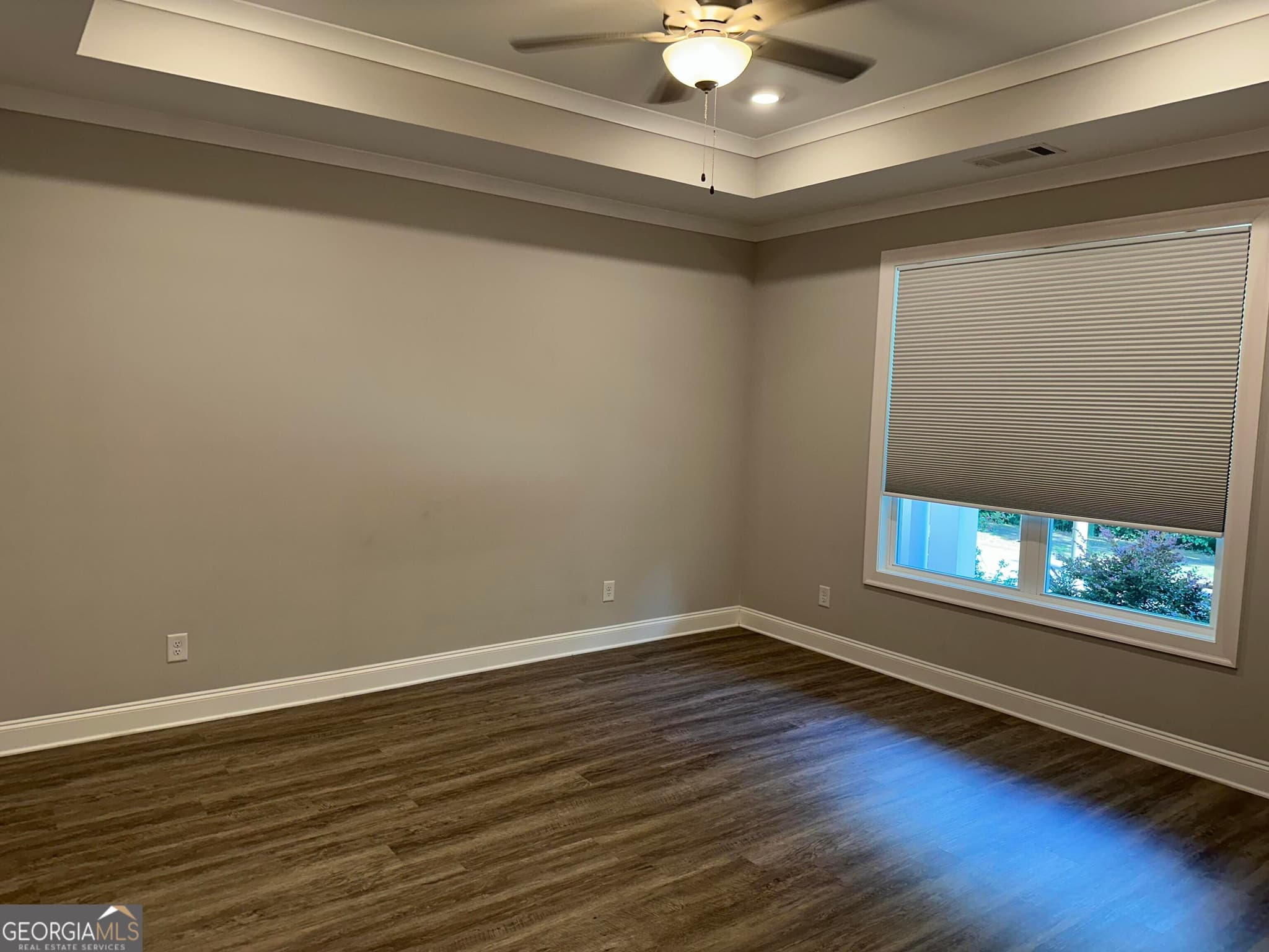 3 bedroom, 2 bathroom, 1,887 sq ft single family residence for sale at 325 Edgewater Drive, Athens, GA 30605 — photo 6
