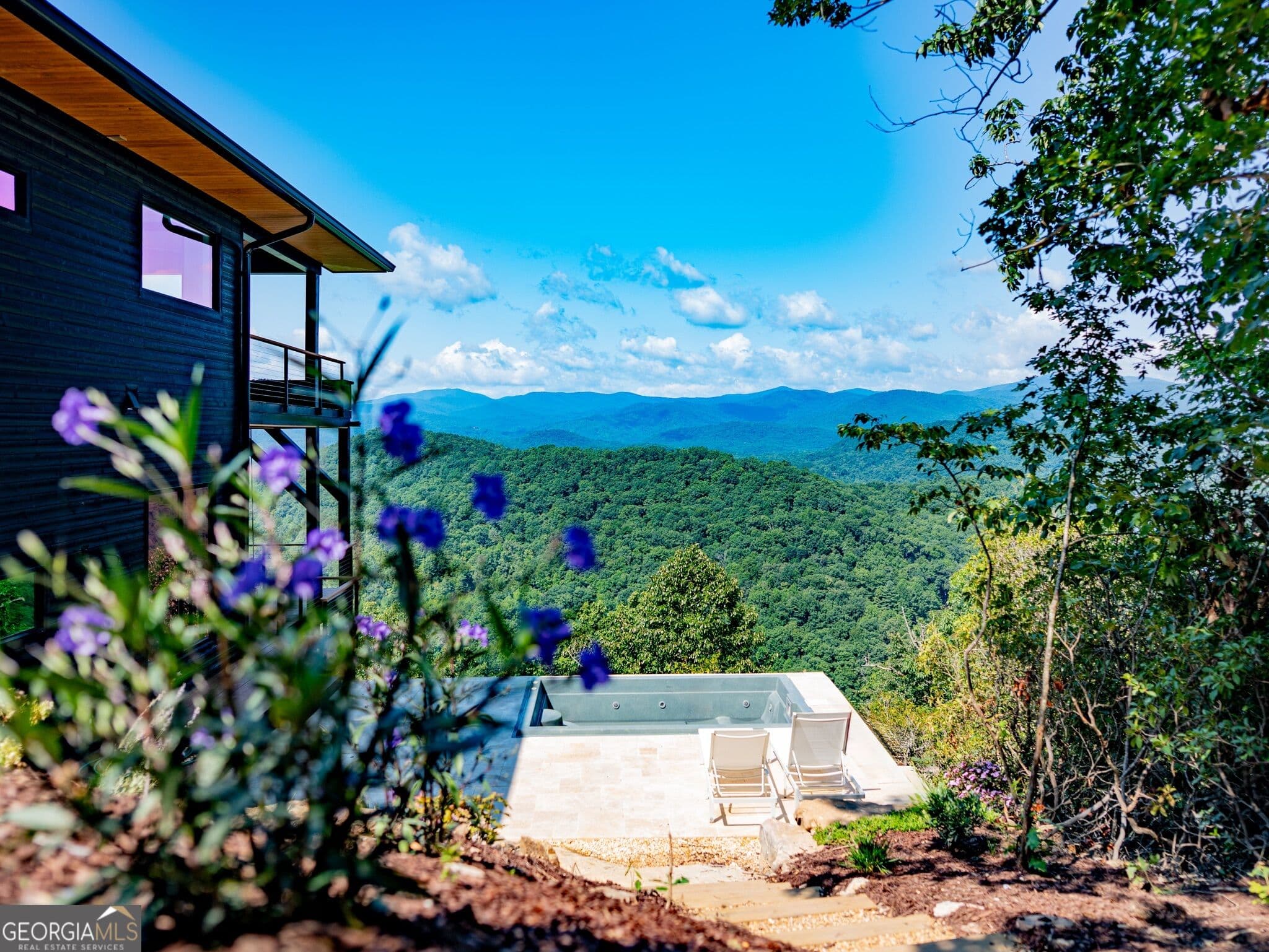 4 bedroom, 3.5 bathroom single family residence under contract at 831 Sonya Road, Clayton, GA 30525 — photo 8