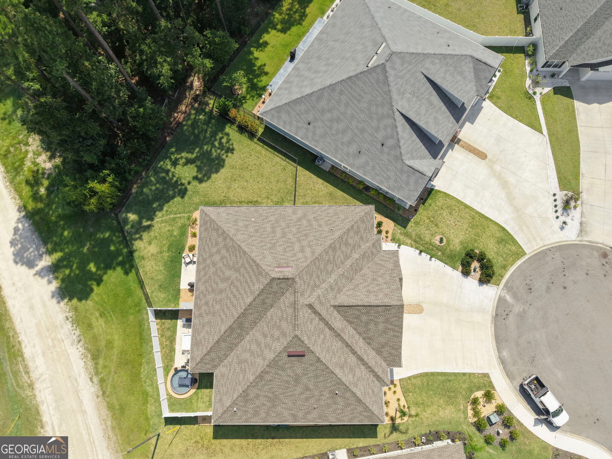 3 bedroom, 2 bathroom, 2,096 sq ft single family residence for sale at 141 Green Turtle Court, Kingsland, GA 31548 — photo 2