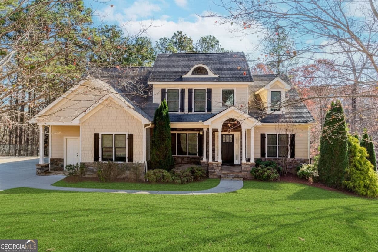 4 bedroom, 5.5 bathroom, 3,020 sq ft single family residence for sale at 4234 Quail Creek Drive, Flowery Branch, GA 30542 — photo 1 of 23