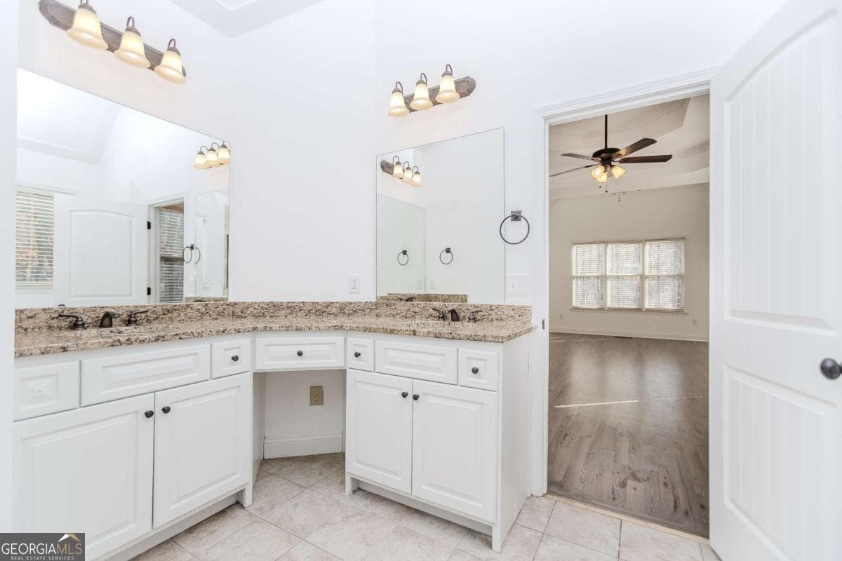 4 bedroom, 5.5 bathroom, 3,020 sq ft single family residence for sale at 4234 Quail Creek Drive, Flowery Branch, GA 30542 — photo 8