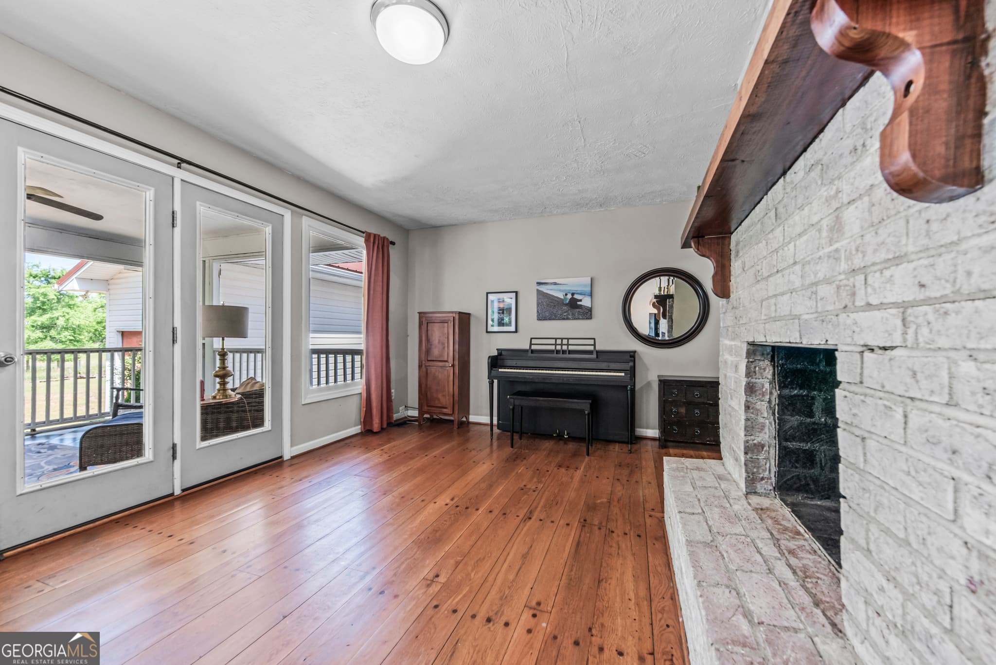 4 bedroom, 2.5 bathroom, 1,920 sq ft single family residence for sale at 1490 Crawley Road, Madison, GA 30650 — photo 10