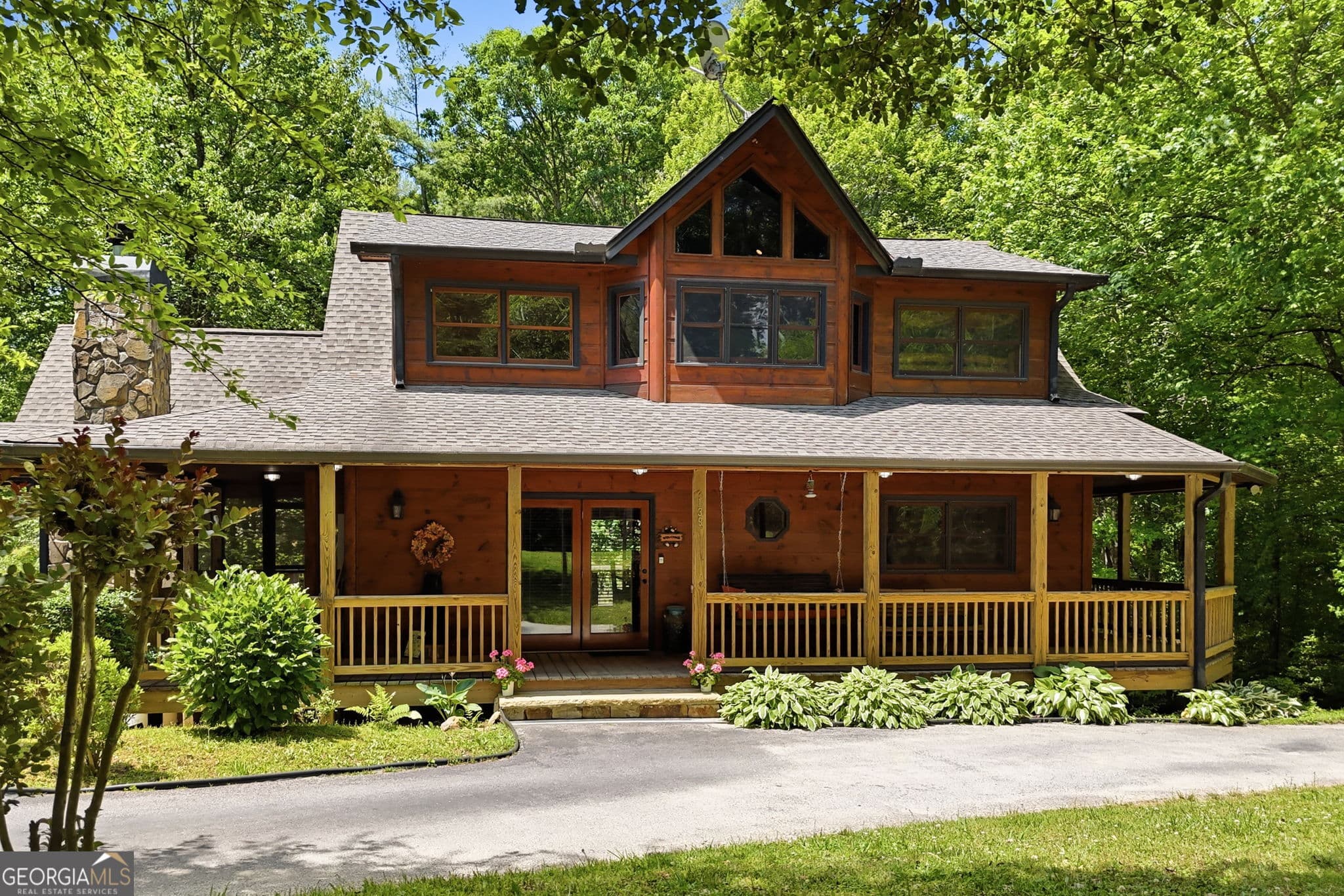 3 bedroom, 3.5 bathroom, 2,210 sq ft cabin,single family residence for sale at 139 Deer Trail, Mineral Bluff, GA 30559 — photo 5