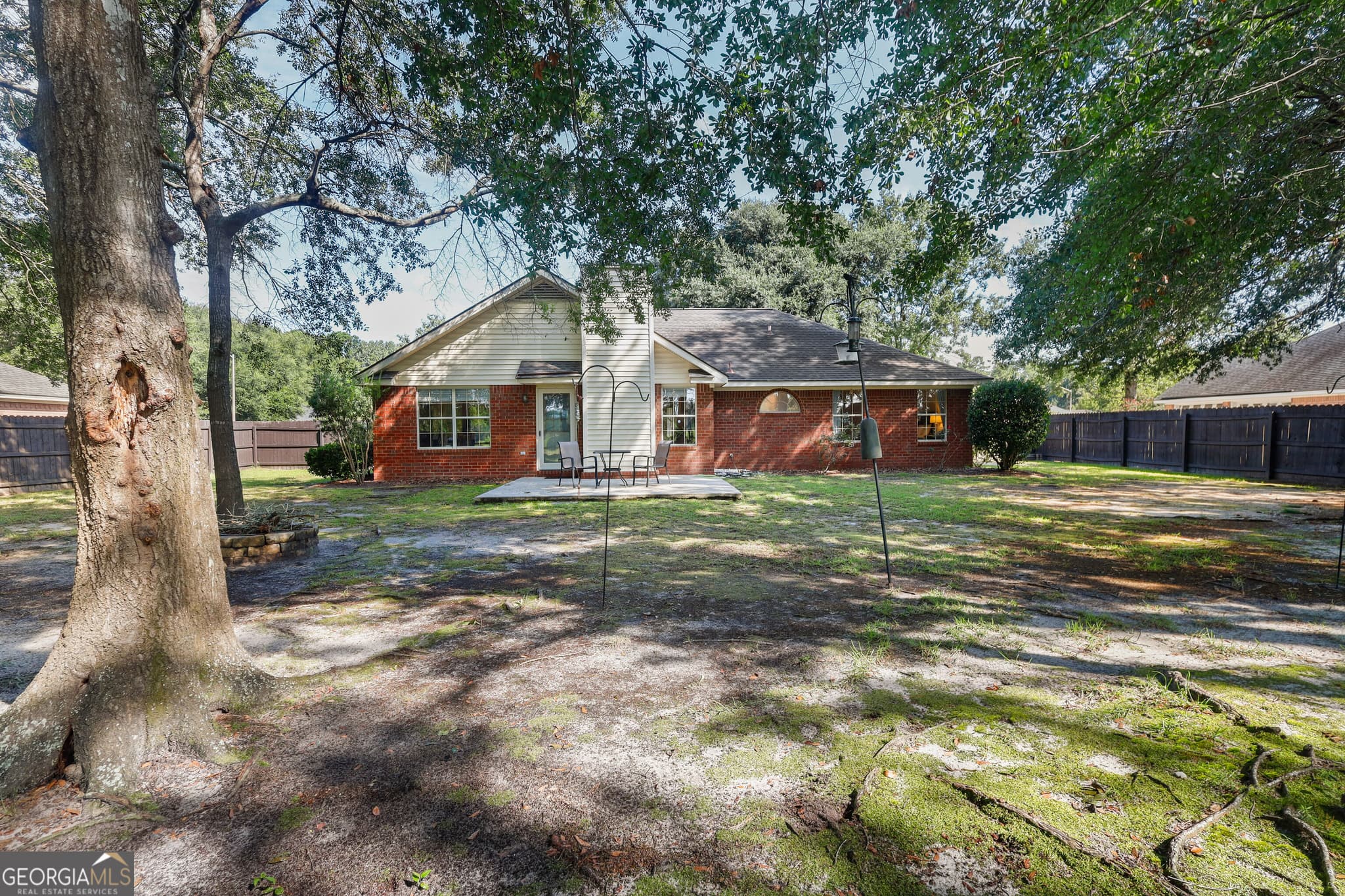 3 bedroom, 2 bathroom, 1,545 sq ft single family residence under contract at 135 Hawthorne Drive, Guyton, GA 31312 — photo 4