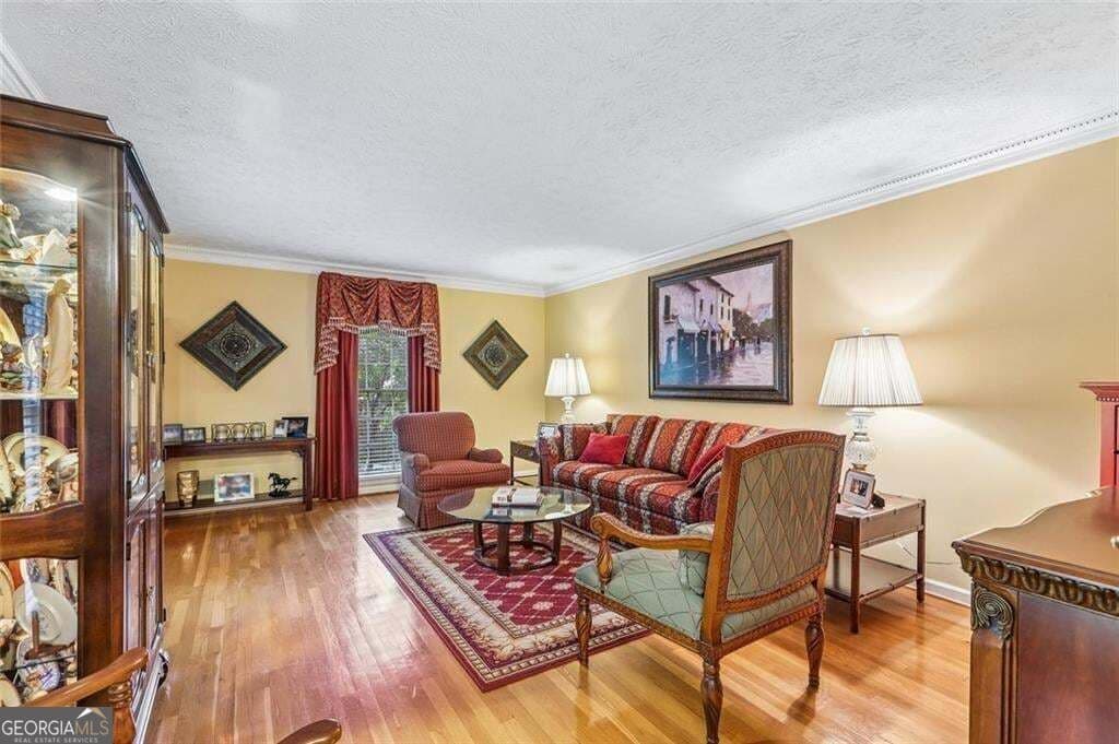 4 bedroom, 2.5 bathroom, 3,915 sq ft single family residence for sale at 4988 Mountclaire Road, Stone Mountain, GA 30087 — photo 6