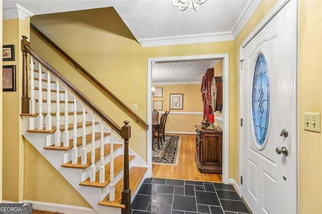 4 bedroom, 2.5 bathroom, 3,915 sq ft single family residence for sale at 4988 Mountclaire Road, Stone Mountain, GA 30087 — photo 5
