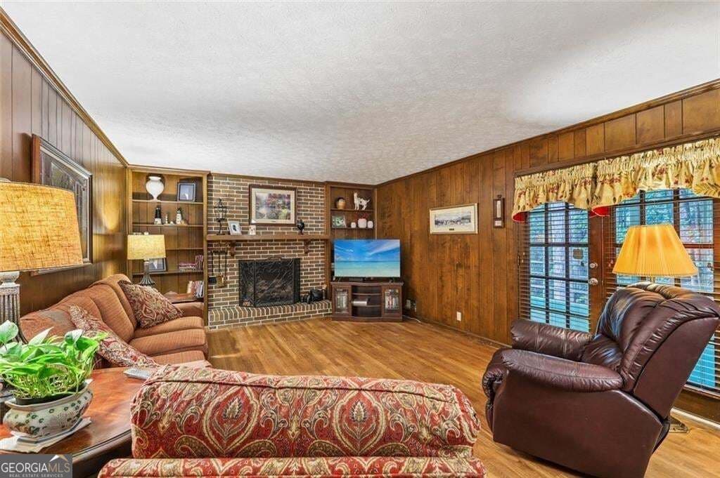 4 bedroom, 2.5 bathroom, 3,915 sq ft single family residence for sale at 4988 Mountclaire Road, Stone Mountain, GA 30087 — photo 9