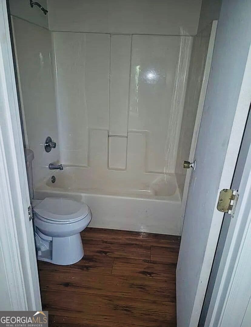 2 bedroom, 1 bathroom, 720 sq ft single family residence for sale at 908 Magnolia Avenue, Columbus, GA 31906 — photo 5