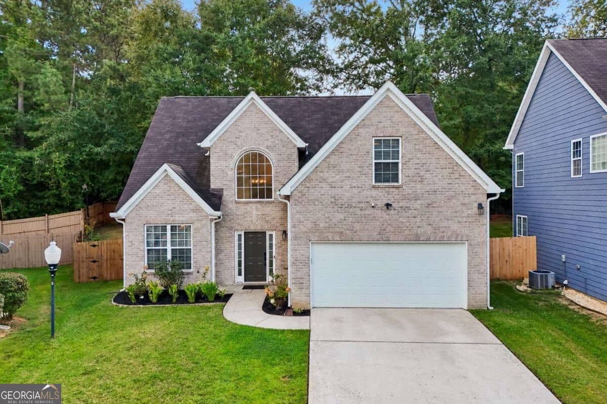 4 bedroom, 2.5 bathroom, 2,354 sq ft single family residence for sale at 2765 Bench Circle, Ellenwood, GA 30294