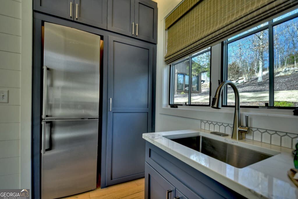 1 bedroom, 1 bathroom, 516 sq ft single family residence for sale at 400 Old Toccoa Farm Loop, Mineral Bluff, GA 30559 — photo 8
