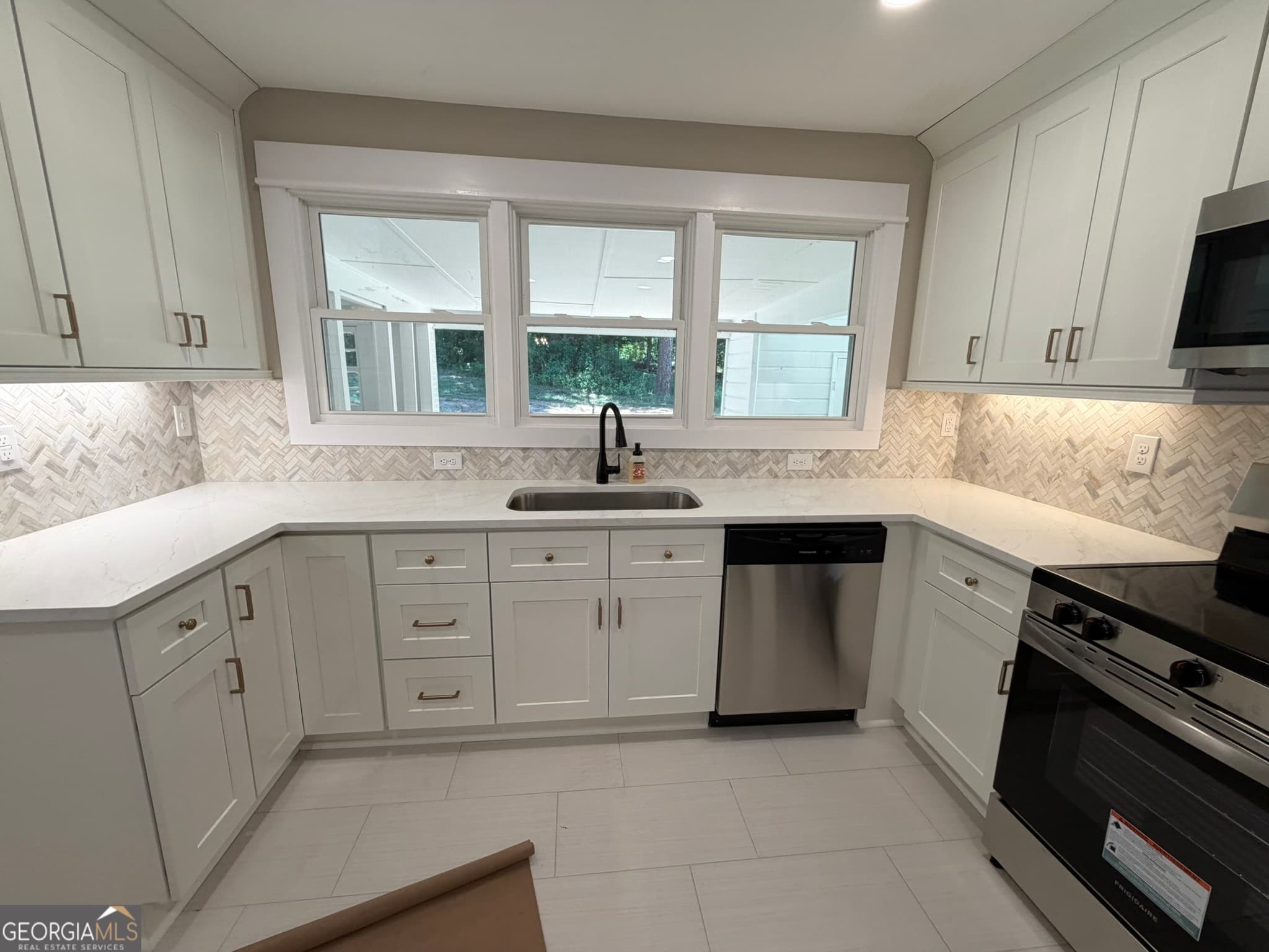 3 bedroom, 2 bathroom, 1,478 sq ft single family residence under contract at 1165 Lexington Carlton Road, Carlton, GA 30627 — photo 5