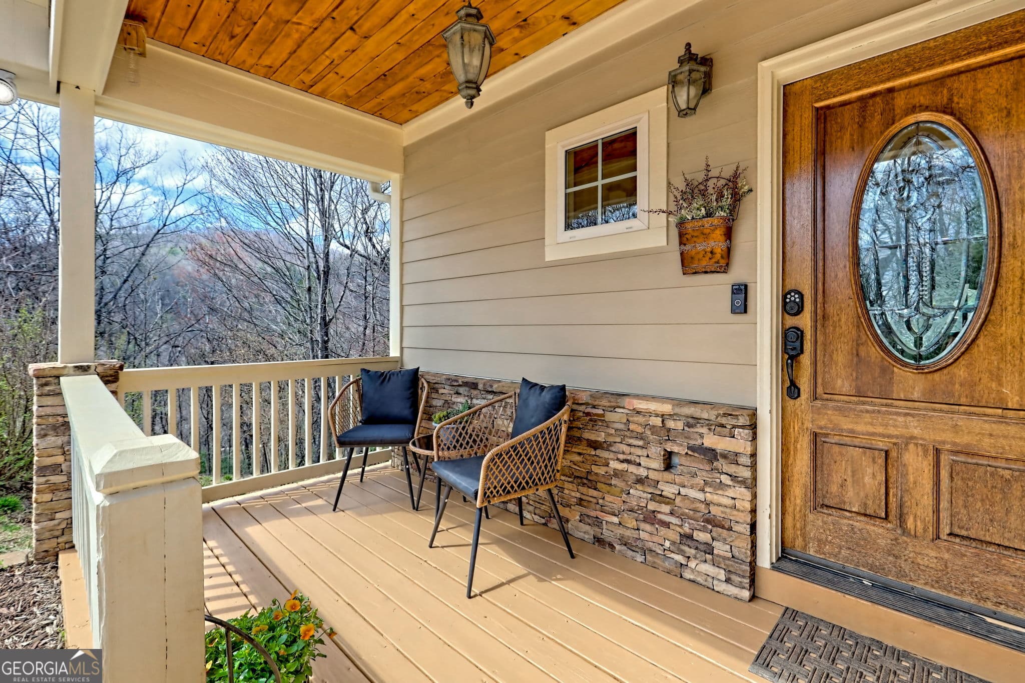 5 bedroom, 3 bathroom, 3,920 sq ft single family residence for sale at 1068 Coleman River Road, Clayton, GA 30525 — photo 3