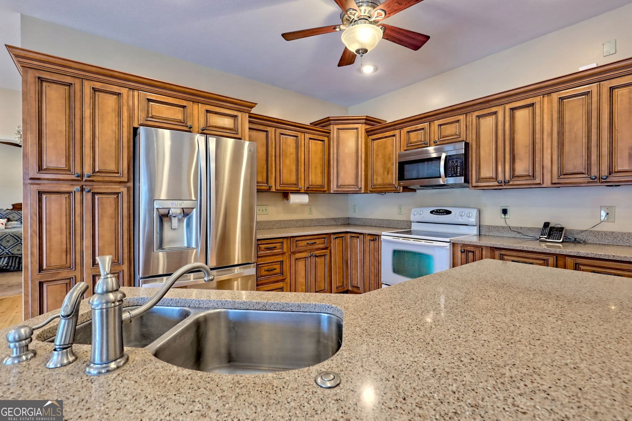 5 bedroom, 3 bathroom, 3,920 sq ft single family residence for sale at 1068 Coleman River Road, Clayton, GA 30525 — photo 8