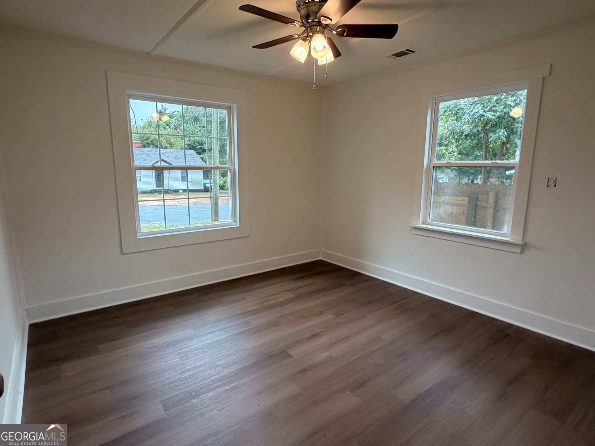 2 bedroom, 1 bathroom, 900 sq ft single family residence for sale at 308 Diggs Boulevard, Warner Robins, GA 31093 — photo 6