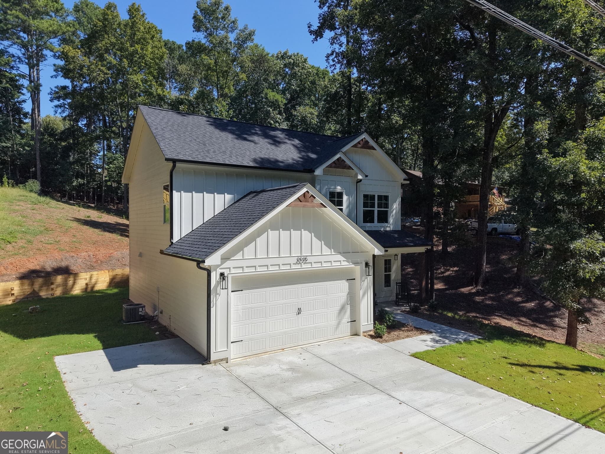3 bedroom, 2.5 bathroom, 1,700 sq ft single family residence for sale at 3035 Hamilton Road, Cumming, GA 30041 — photo 2