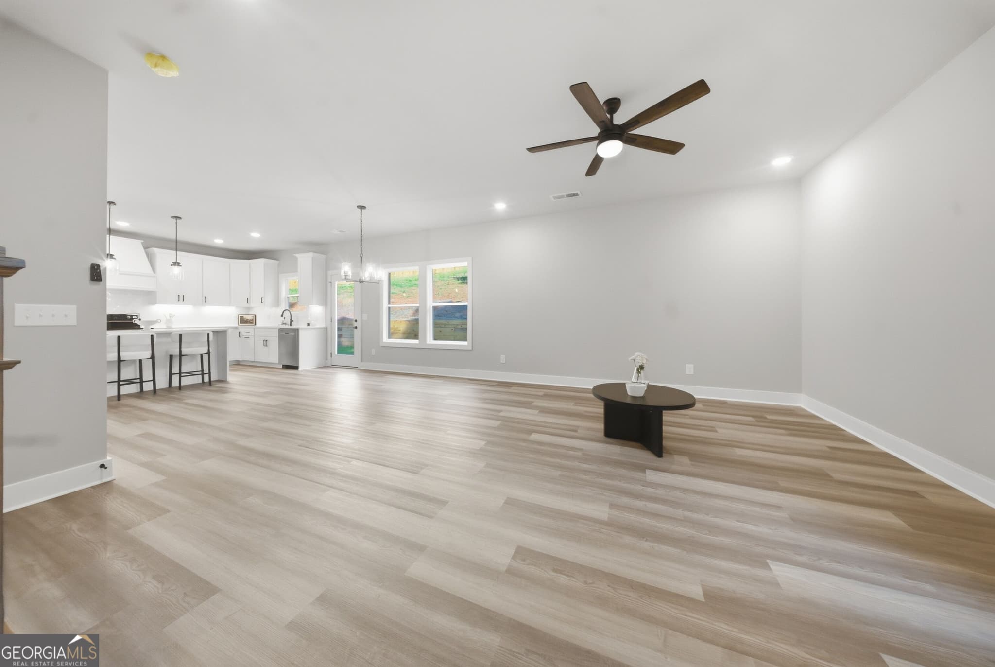 3 bedroom, 2.5 bathroom, 1,700 sq ft single family residence for sale at 3035 Hamilton Road, Cumming, GA 30041 — photo 8