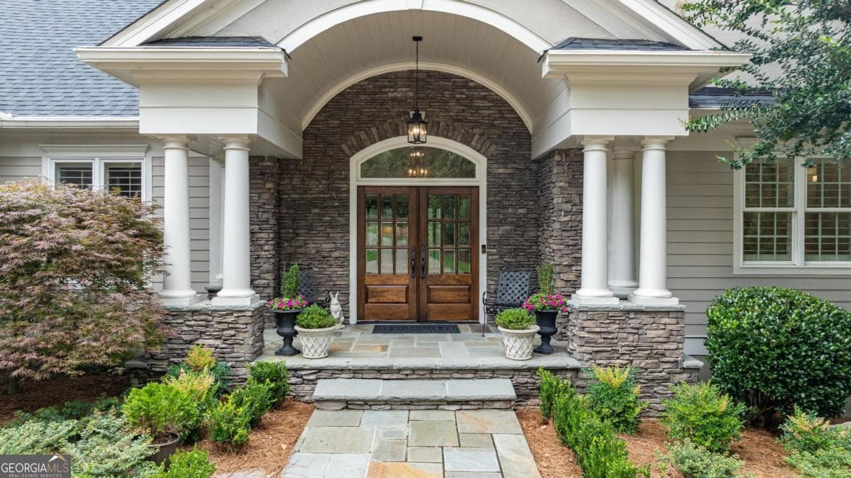 4 bedroom, 4.5 bathroom, 4,580 sq ft single family residence for sale at 2031 Hixons Bluff, Greensboro, GA 30642 — photo 7