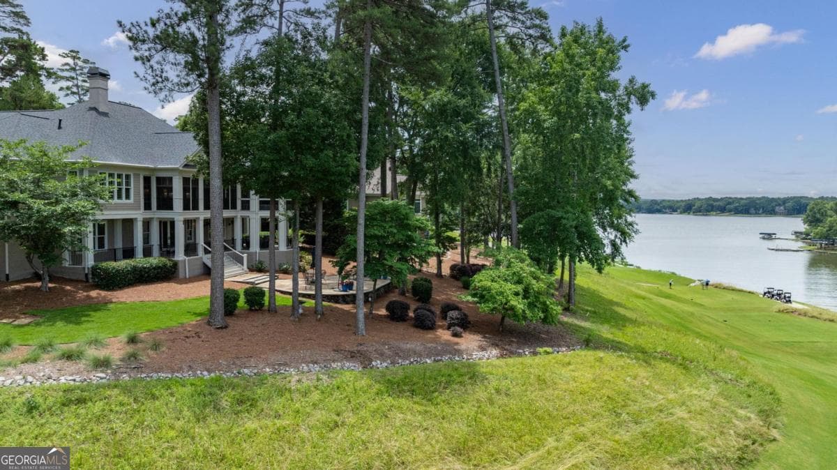 4 bedroom, 4.5 bathroom, 4,580 sq ft single family residence for sale at 2031 Hixons Bluff, Greensboro, GA 30642 — photo 4