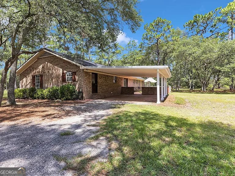4 bedroom, 2 bathroom farm for sale at 6501 Harley Trail, Blackshear, GA 31516 — photo 8