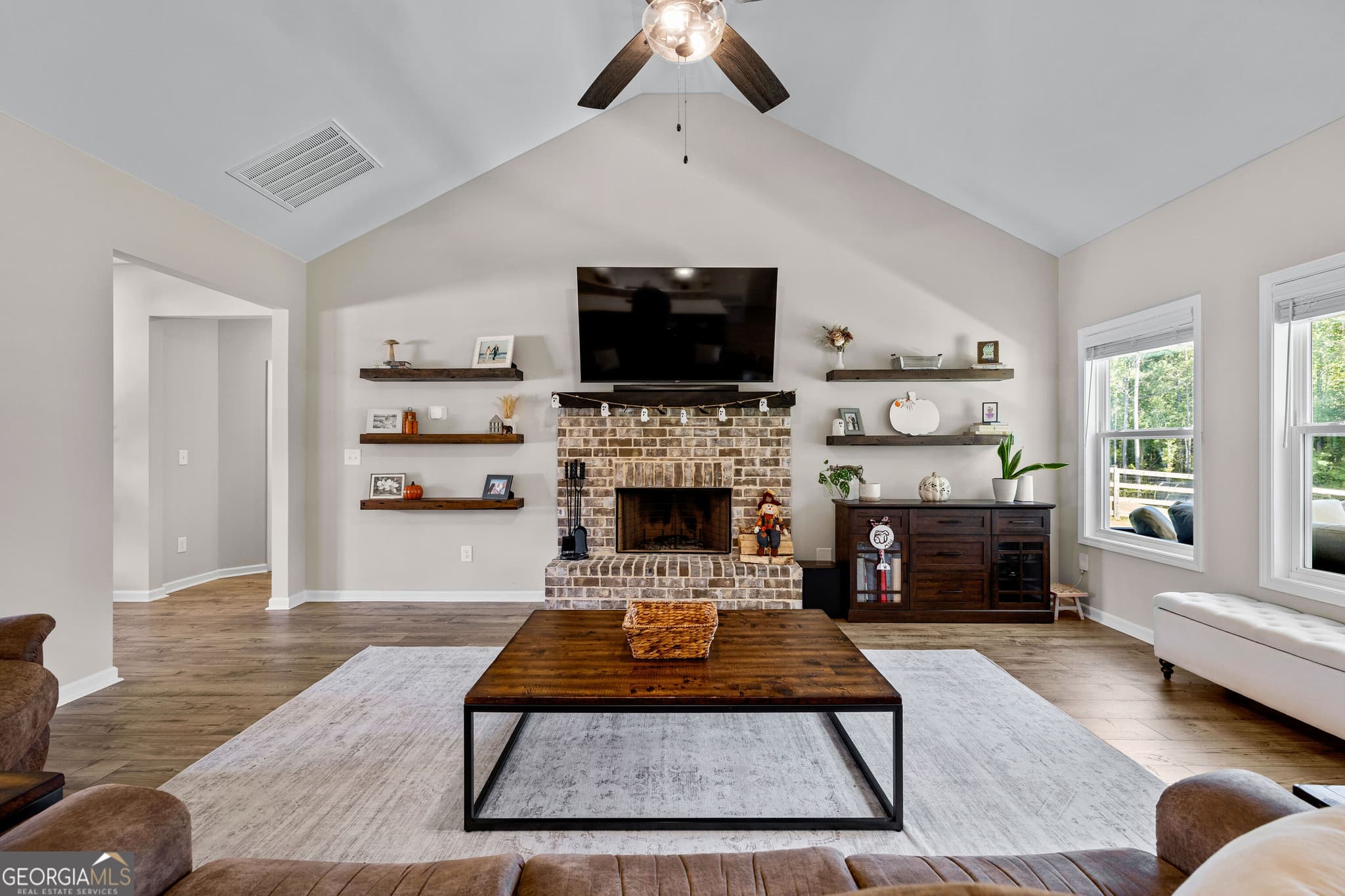 4 bedroom, 3.5 bathroom, 3,046 sq ft single family residence for rent at 80 Sagebrook Lane, Newnan, GA 30263 for $3,250 a month — photo 4